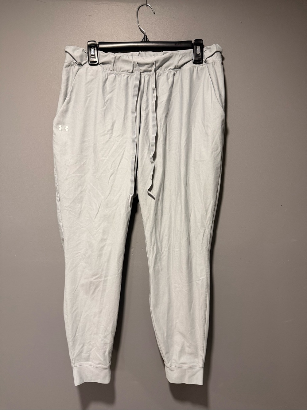 Under Armour Women’s Light Gray Jogger Sweatpants with Drawstring